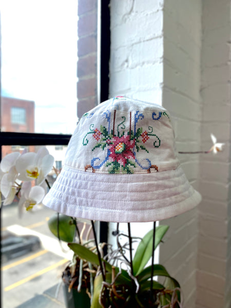 AARON BUCKET HAT