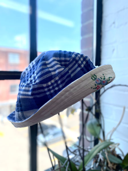 SANDY BUCKET HAT